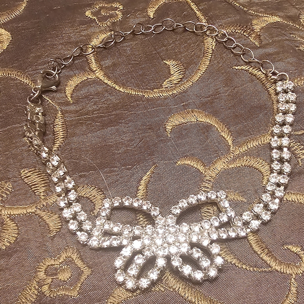Elegant Silver Crystal Butterfly Anklet